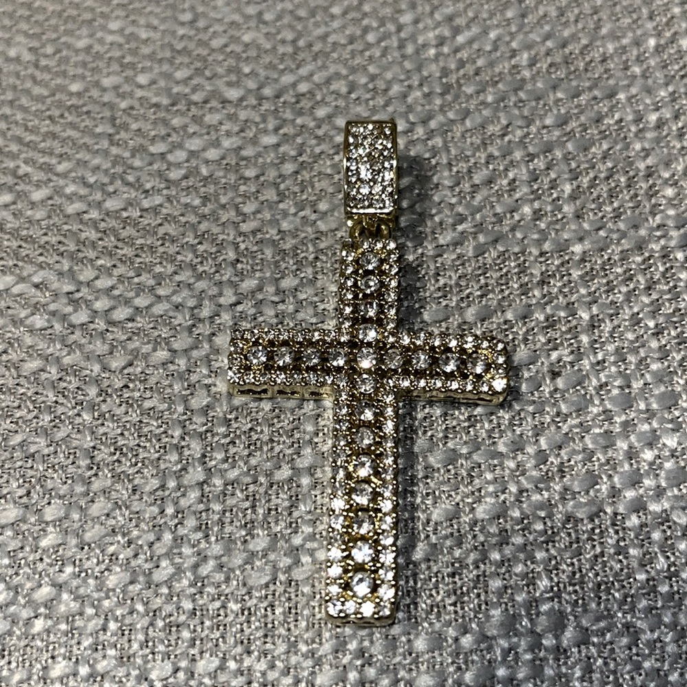 Holy Cross - image 1